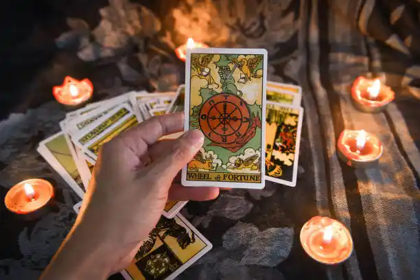 tarot cards Lennon